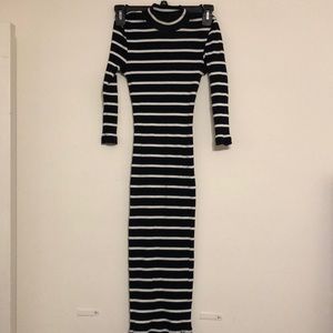 Black and white stretch dress size XS